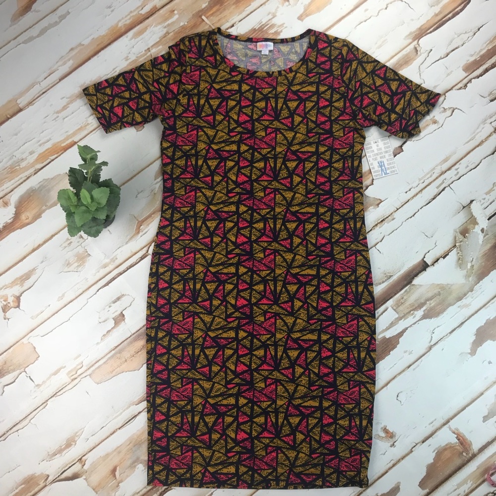 LULAROE Julia Geometric Print NWT SzXL